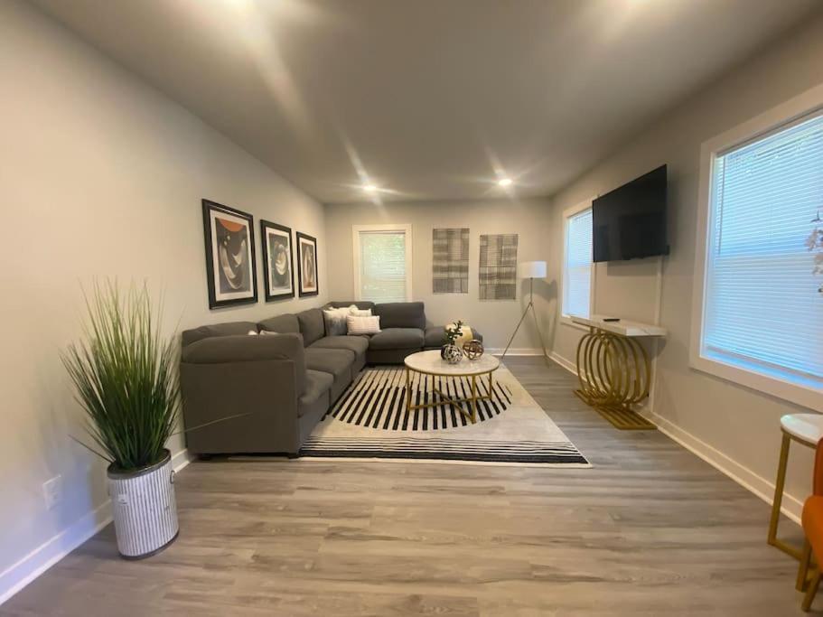 East Point Atlanta - Spacious 5Br Retreat! Exterior photo